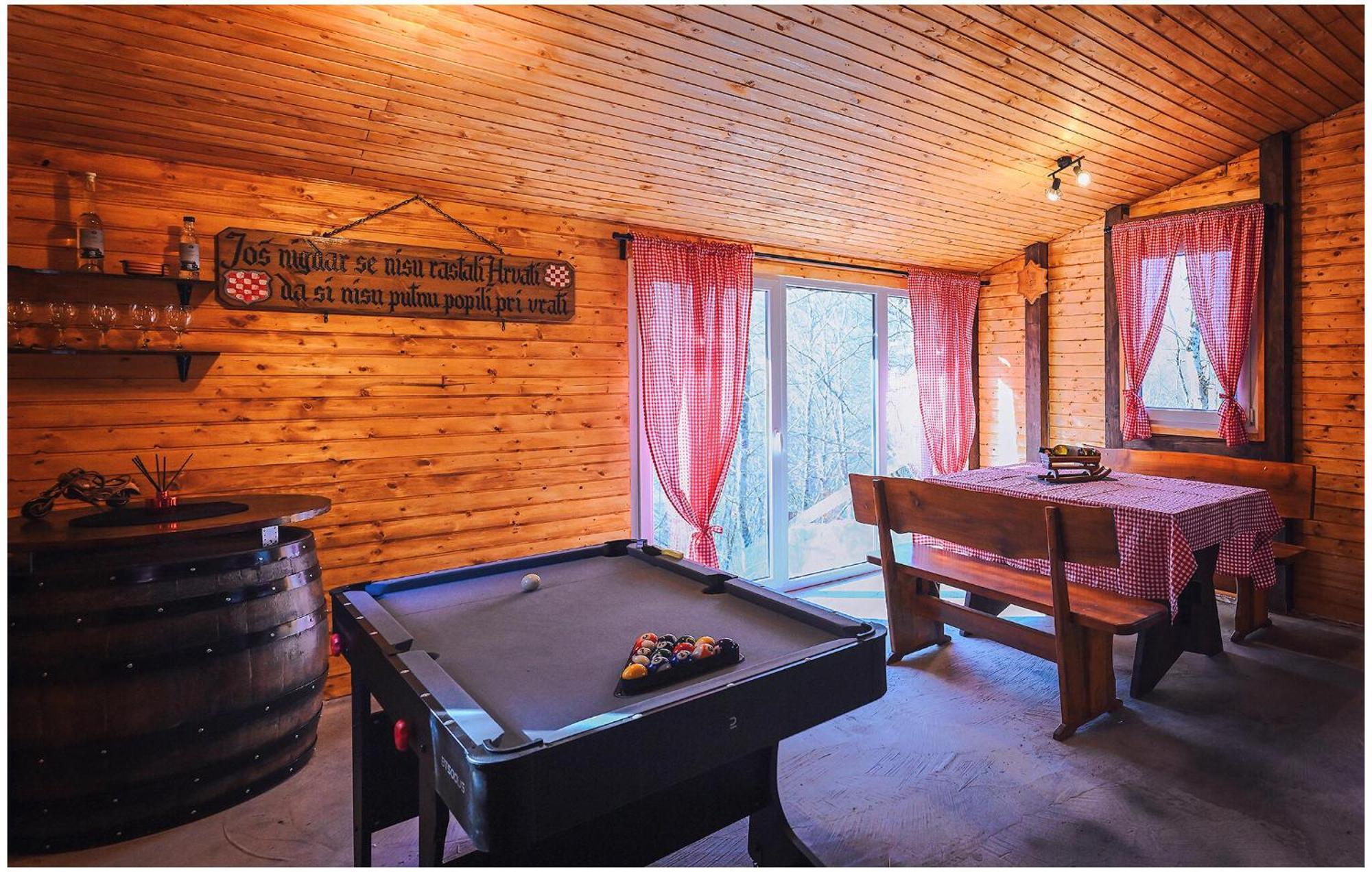 2 Bedroom Gorgeous Home In Gornje Stative Kültér fotó